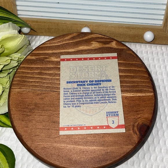 Dick Cheney Secretary of Defense 1991 Topps Desert Storm Trading Cards #3 - Picture 2 of 2